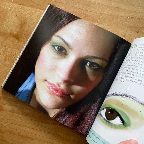 Bundle 3 makeup books by Linda Mason - Picture 3 of 10